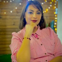Zohre Bayat