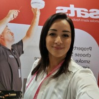 Jasmine Cross, Mba