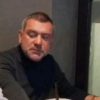 Borut Komlos