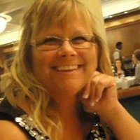 Lynda Nicol