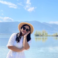 Regina （Ruiling） Li