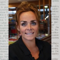Janine Van Loenen