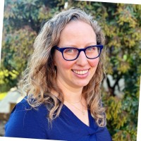 Emily Arnold
