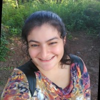 Helga Flores