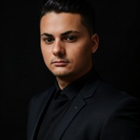 Renato Renato