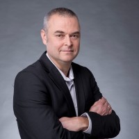Amir Helmer