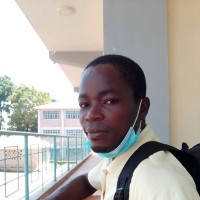 Moses Mbanda