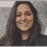 Viviani Oliveira
