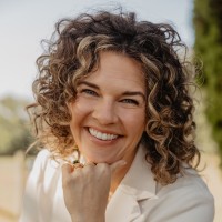 Stephanie Walls