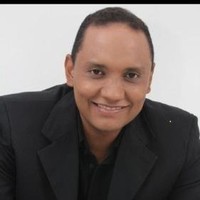 Charles de Souza Siqueira