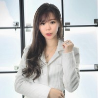 Dewi Woo