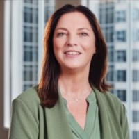 Michelle M Misialek