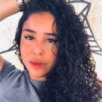 Ana Beatriz Dias De Araújo