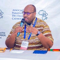 Michel Segatagara Kamanzi, SJ