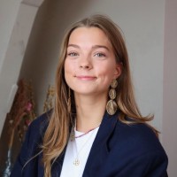 Mirjam Nederveen