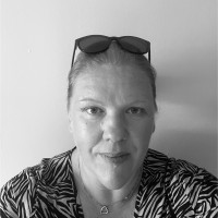 Nesta Barker