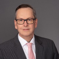 Dr. Nils Saßmannshausen