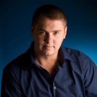 Роман Сарафанов