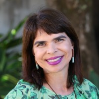 Adriana Magalhães Alves de Melo