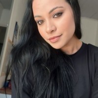 Thais Caires