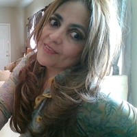 Mariana Flores
