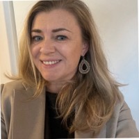 Nadine Brouwer- Van Den Brun