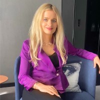 Elizabeth Knight