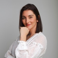 Letícia Viviane Scariot