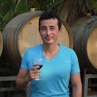 Yuval Vainzof