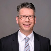Bernhard Schmidt