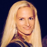 Martina Černivec