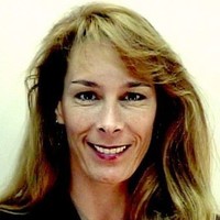 Suzanne Holshey, Pmp