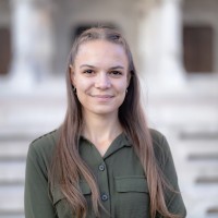 Eszter Pálvölgyi