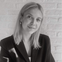 Helena V.