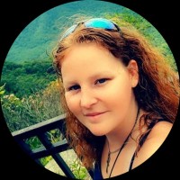 Kaci Post