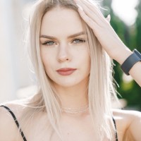 Вика Микейли