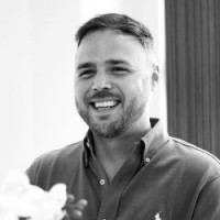 Simon Farrell