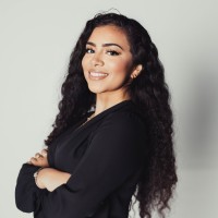 Leslye Rosales