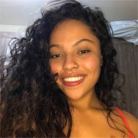 Julia Oliveira