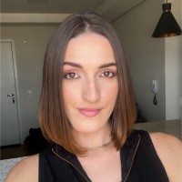 Ana Júlia de Oliveira