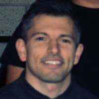 Tom Dores, Aia