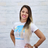Ana Paula Flores