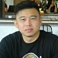 Desmond Voon lit Soon