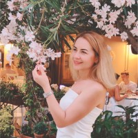 Yuliya S.
