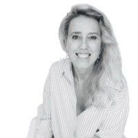Dymphi Van Den Bremer