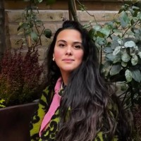Angela Modesto
