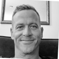Joshua Roth
