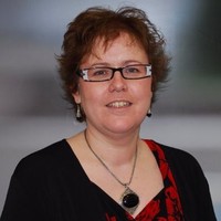 Annabel Lavers