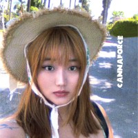 Yuky L.
