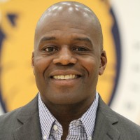 Novell Thomas